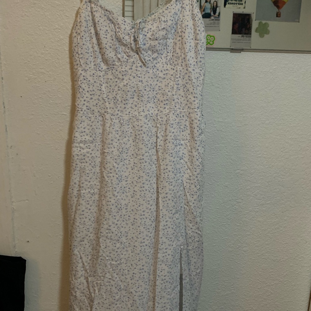 Hollister 1990s style white and blue floral dress